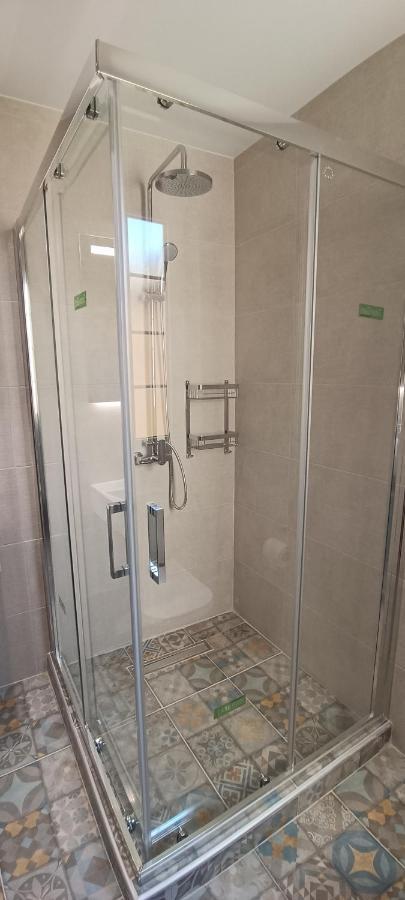 Artemis Plaza Suites Szaloniki Kültér fotó